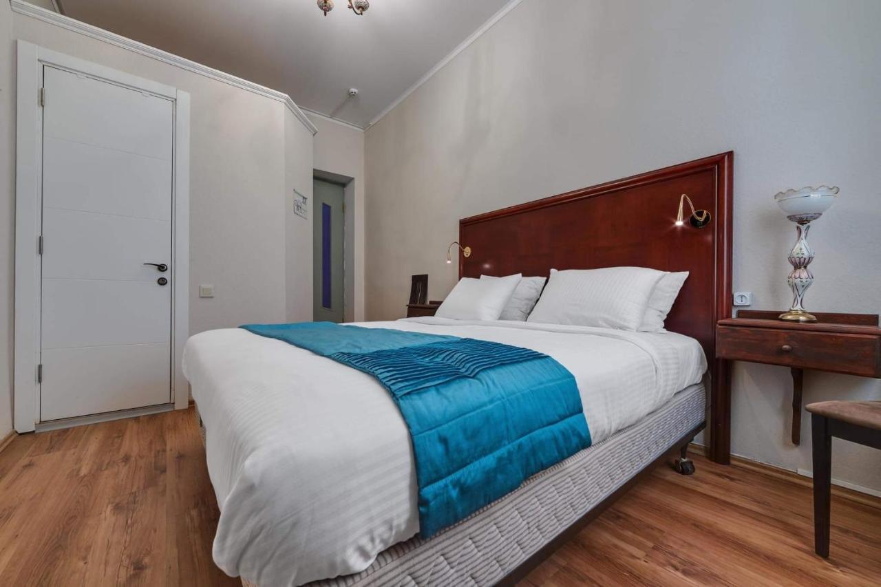 House 52 Boutique Hotel Tbilisi Exterior photo